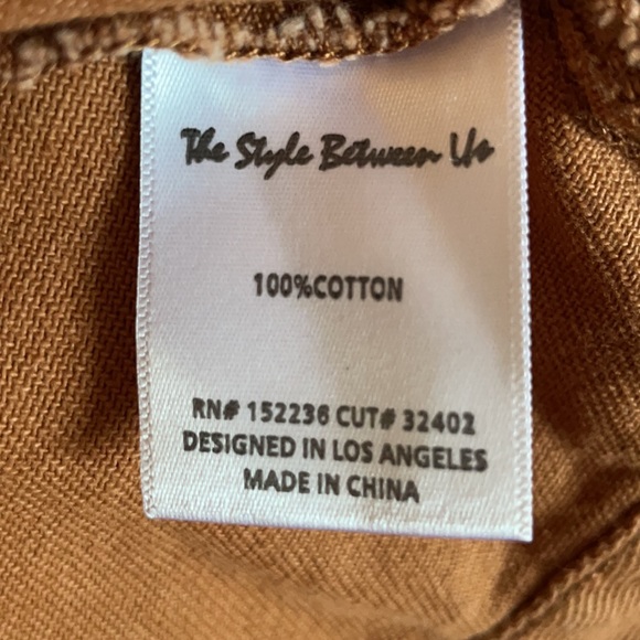 The Style Between Us Rust Cropped Denim Jacket S - Picture 8 of 9